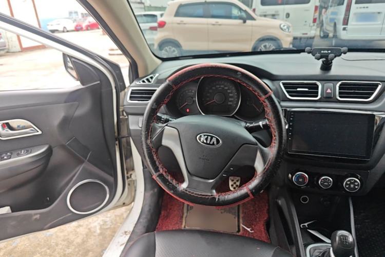 Used Kia K2 2015 Sedan 1.4L MT TOP Steering Wheel