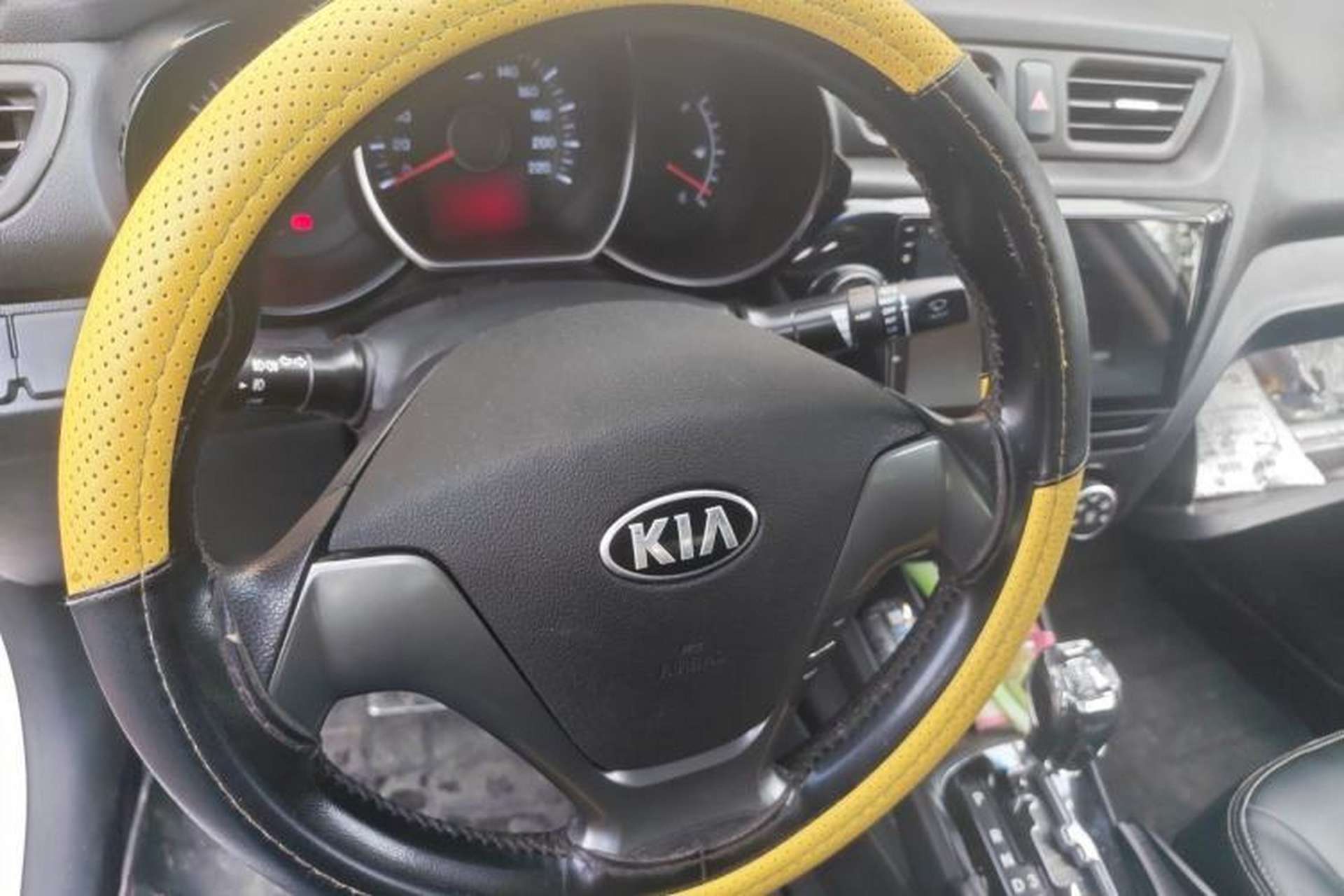 Used Kia K2 2015 Sedan 1.4L Automatic GLS Steering Wheel