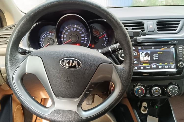 Used Kia K2 2015 Sedan 1.4L MT GLS Steering Wheel