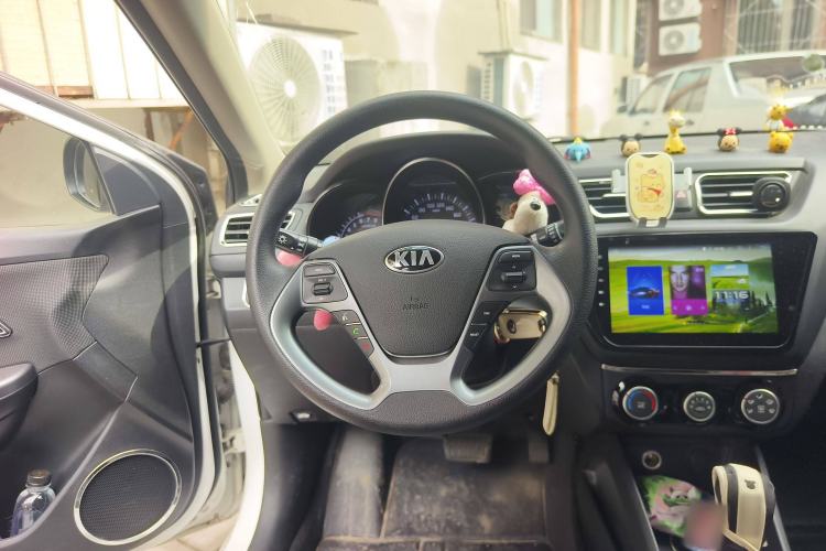 Used Kia K2 2015 Sedan 1.4L Automatic GLS Steering Wheel