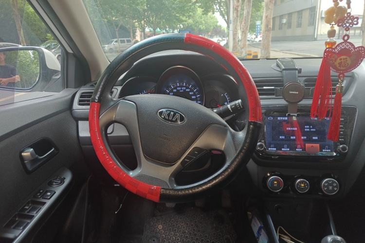 Used Kia K2 2015 Sedan 1.4L MT GLS Steering Wheel
