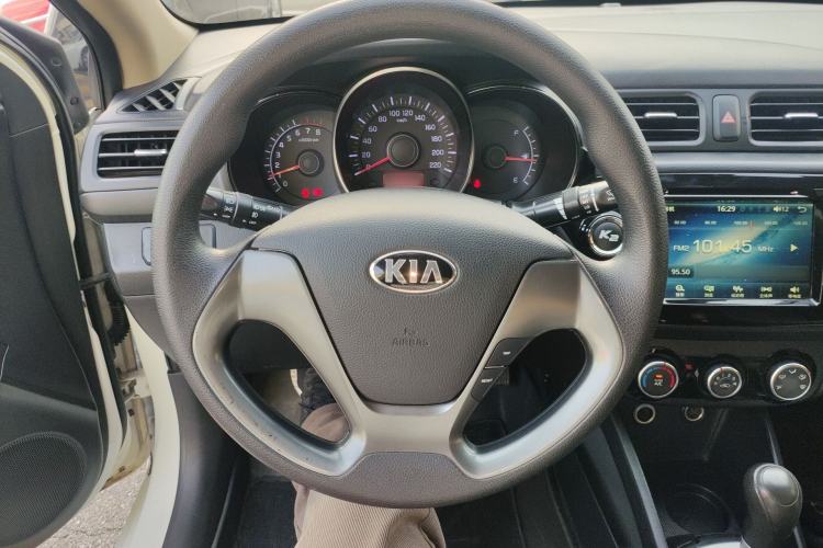 Used Kia K2 2015 Sedan 1.4L Automatic GLS Steering Wheel
