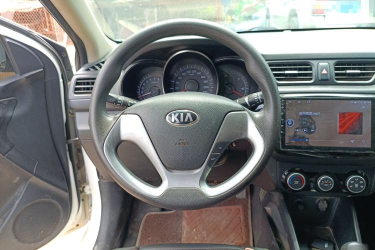 Used Kia K2 2015 Sedan 1.4L MT GLS Steering Wheel