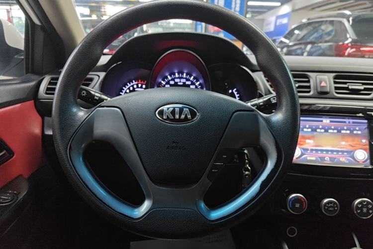 Used Kia K2 2015 Hatchback 1.4L AT GLS Cool Edition Steering Wheel
