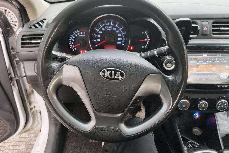 Used Kia K2 2015 Sedan 1.4L MT GLS Steering Wheel