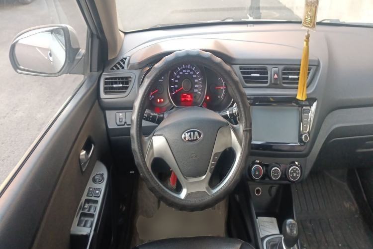 Used Kia K2 2015 Sedan 1.4L MT GLS Steering Wheel