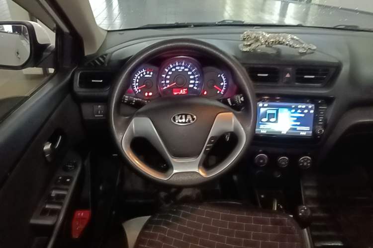 Used Kia K2 2015 Sedan 1.4L MT GLS Steering Wheel