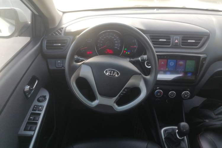 Used Kia K2 2015 Sedan 1.4L MT GLS Steering Wheel