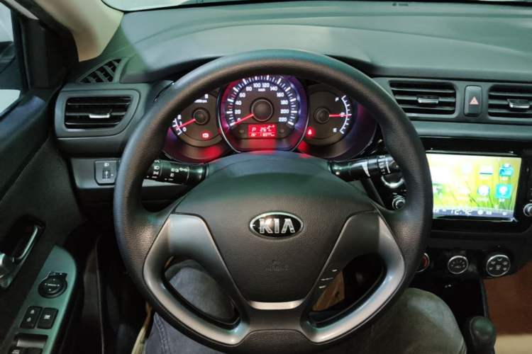 Used Kia K2 2015 Sedan 1.4L Automatic GLS Steering Wheel