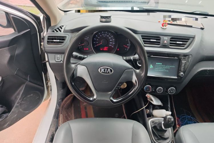 Used Kia K2 2015 Sedan 1.4L MT GLS Steering Wheel