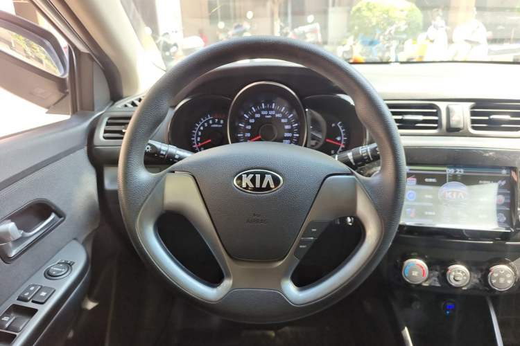 Used Kia K2 2015 Sedan 1.4L MT GLS Steering Wheel