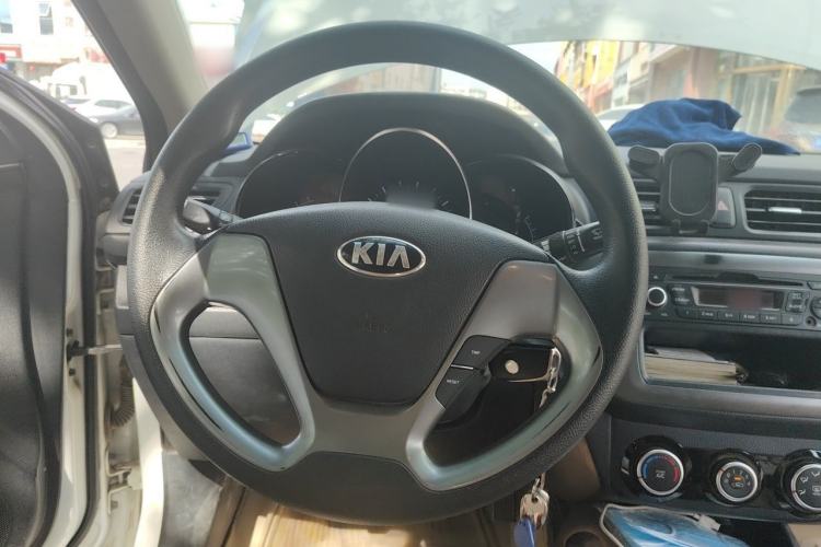Used Kia K2 2015 Sedan 1.4L MT GLS Steering Wheel