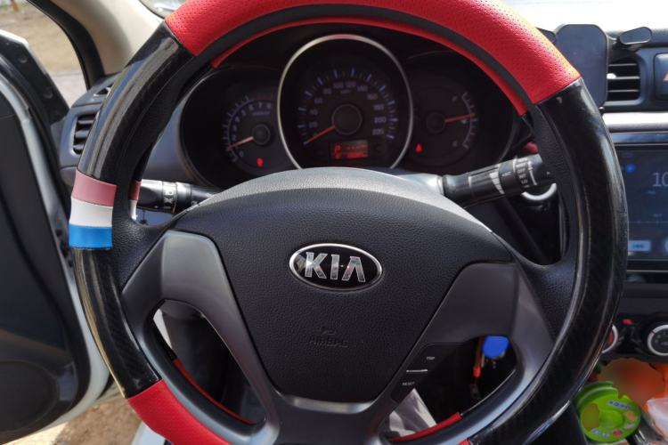 Used Kia K2 2015 Sedan 1.4L Automatic GLS Steering Wheel