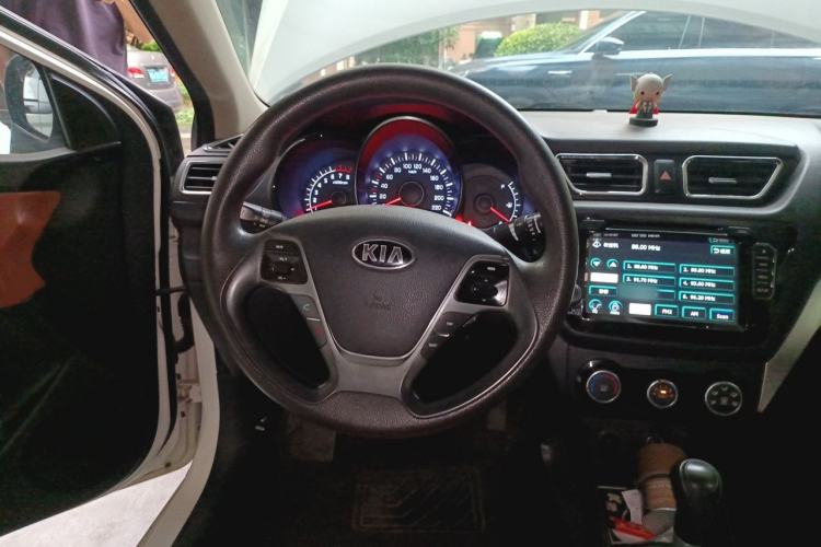 Used Kia K2 2015 Sedan 1.4L Automatic GLS Steering Wheel