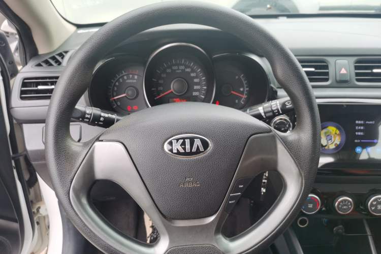 Used Kia K2 2015 Sedan 1.4L MT GLS Steering Wheel