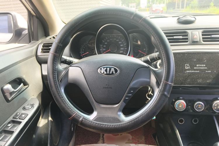 Used Kia K2 2015 Sedan 1.4L MT GLS Steering Wheel