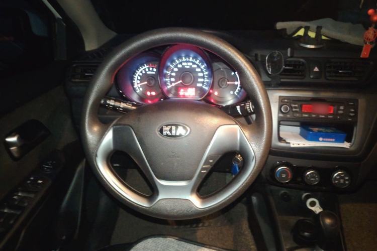 Used Kia K2 2015 Sedan 1.4L Automatic GLS Steering Wheel