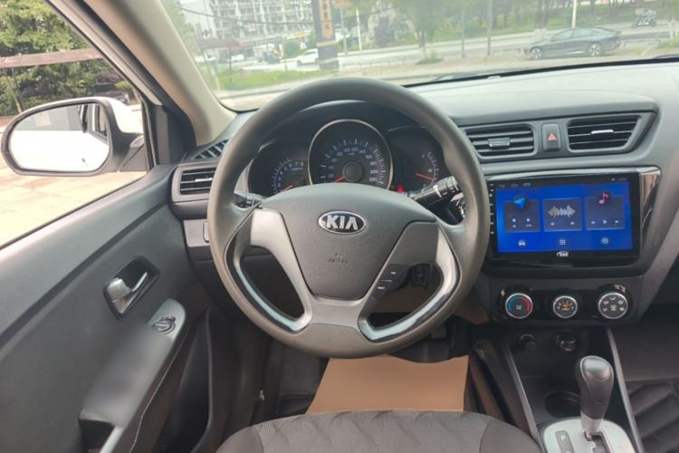 Used Kia K2 2015 Sedan 1.4L Automatic GLS Steering Wheel