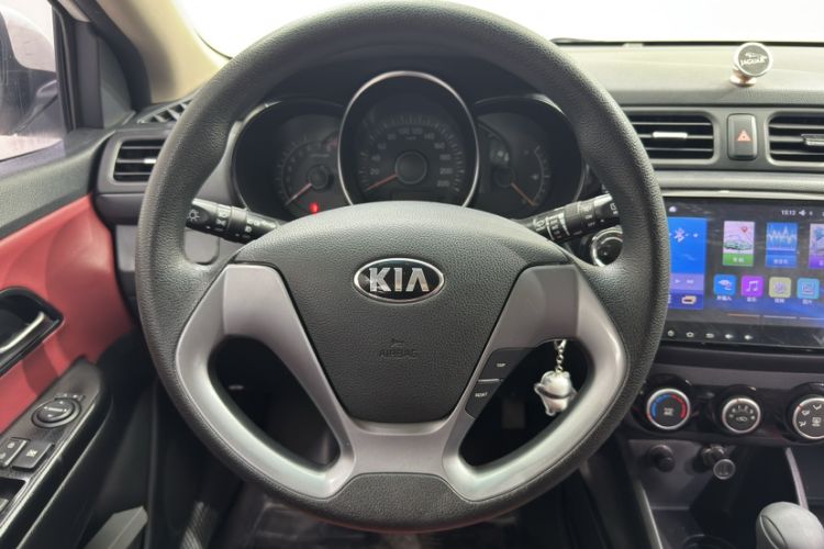 Used Kia K2 2015 Hatchback 1.4L AT GLS Cool Edition Steering Wheel