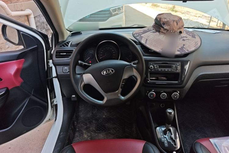Used Kia K2 2015 Hatchback 1.4L AT GLS Cool Edition Steering Wheel