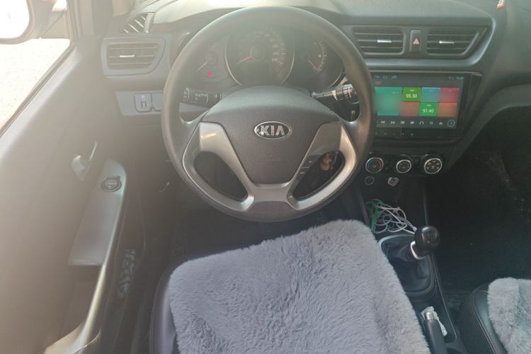 Used Kia K2 2015 Sedan 1.4L MT GLS Steering Wheel