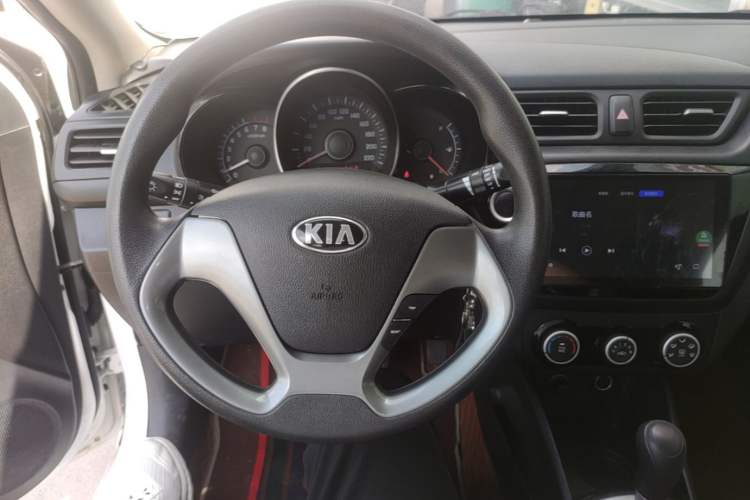 Used Kia K2 2015 Sedan 1.4L Automatic GLS Steering Wheel