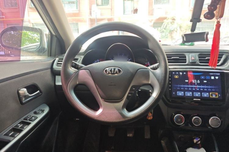 Used Kia K2 2015 Sedan 1.4L MT GLS Steering Wheel