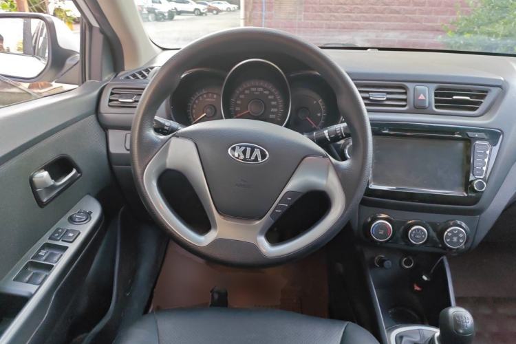 Used Kia K2 2015 Sedan 1.4L MT GLS Steering Wheel