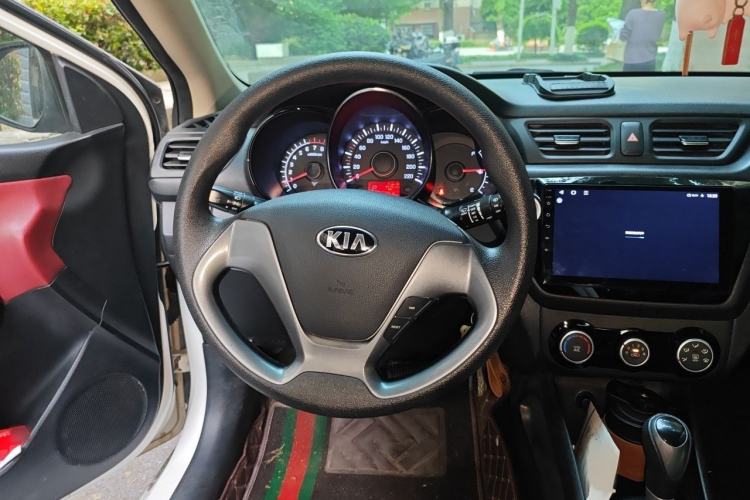 Used Kia K2 2015 Hatchback 1.4L AT GLS Cool Edition Steering Wheel