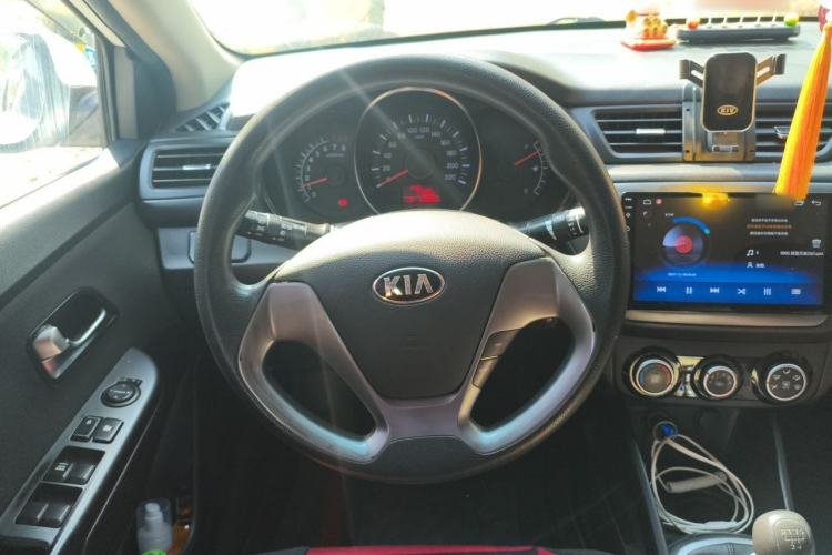 Used Kia K2 2015 Sedan 1.4L MT GLS Steering Wheel