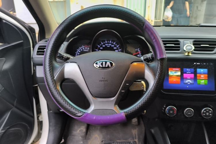 Used Kia K2 2015 Sedan 1.4L MT GLS Steering Wheel