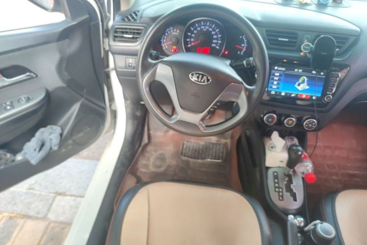 Used Kia K2 2015 Sedan 1.4L Automatic GLS Steering Wheel