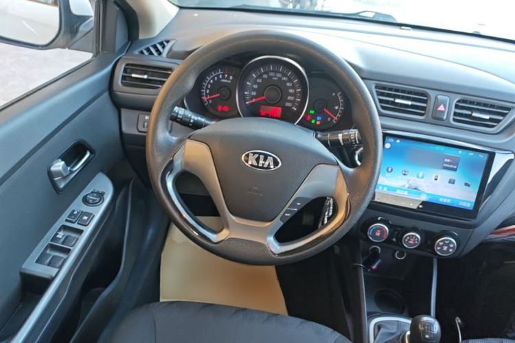 Used Kia K2 2015 Sedan 1.4L MT GLS Steering Wheel