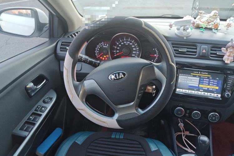 Used Kia K2 2015 Sedan 1.4L Automatic GLS Steering Wheel