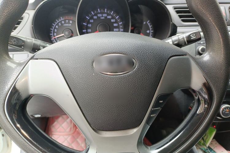 Used Kia K2 2015 Sedan 1.4L Automatic GLS Steering Wheel