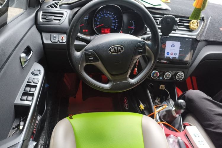 Used Kia K2 2015 Sedan 1.4L MT GLS Steering Wheel
