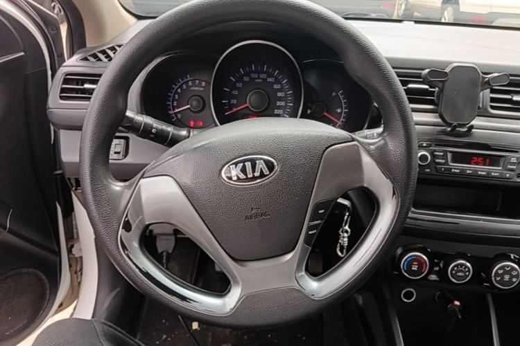 Used Kia K2 2015 Sedan 1.4L MT GLS Steering Wheel