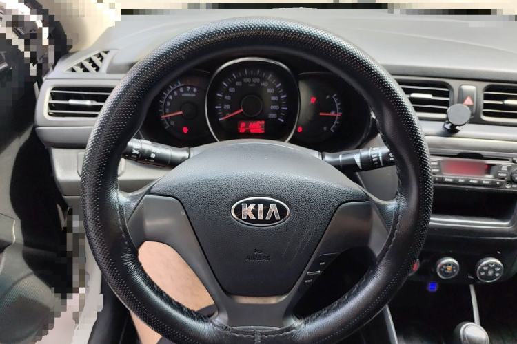 Used Kia K2 2015 Sedan 1.4L Automatic GLS Steering Wheel