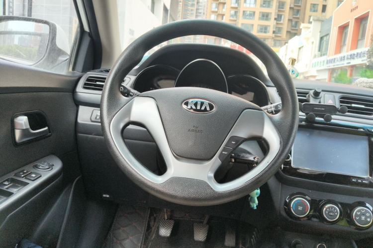 Used Kia K2 2015 Sedan 1.4L MT GLS Steering Wheel