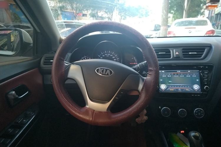 Used Kia K2 2015 Hatchback 1.4L AT GLS Cool Edition Steering Wheel