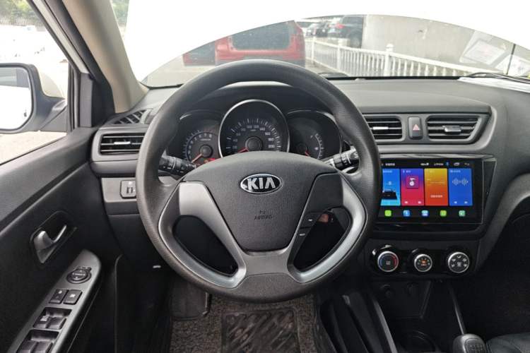 Used Kia K2 2015 Sedan 1.4L MT GLS Steering Wheel