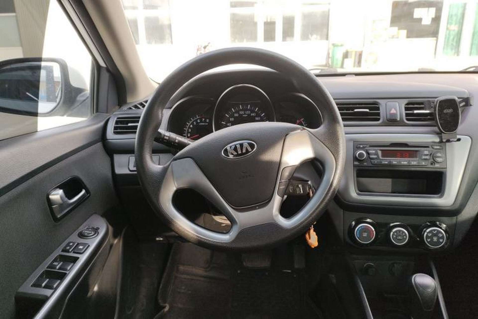 Used Kia K2 2015 Sedan 1.4L Automatic GLS Steering Wheel