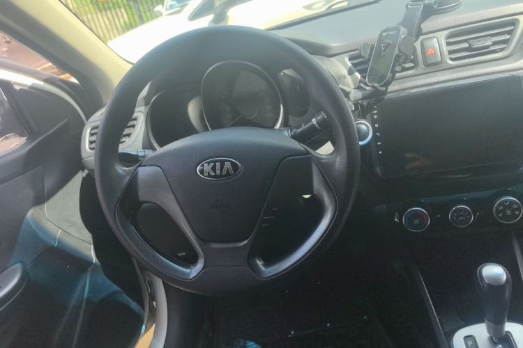 Used Kia K2 2015 Sedan 1.4L Automatic GLS Steering Wheel