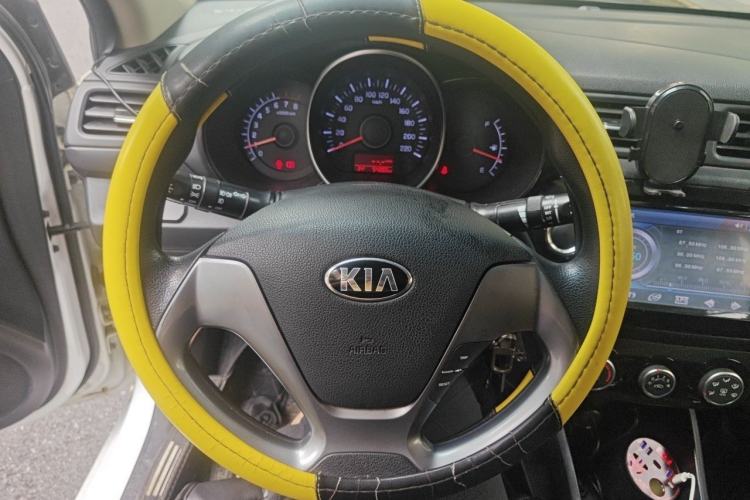 Used Kia K2 2015 Sedan 1.4L MT GLS Steering Wheel
