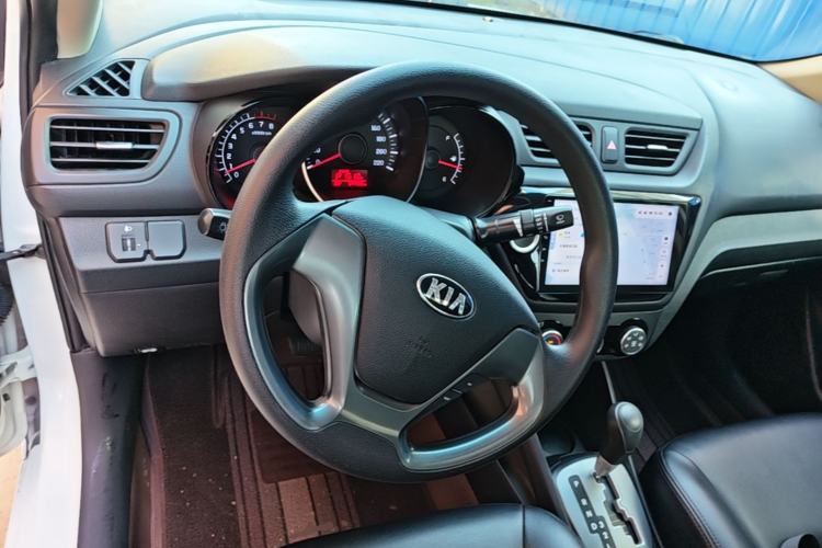 Used Kia K2 2015 Sedan 1.4L Automatic GLS Steering Wheel