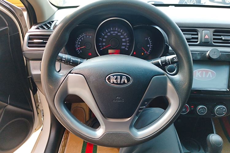 Used Kia K2 2015 Sedan 1.4L Automatic GLS Steering Wheel