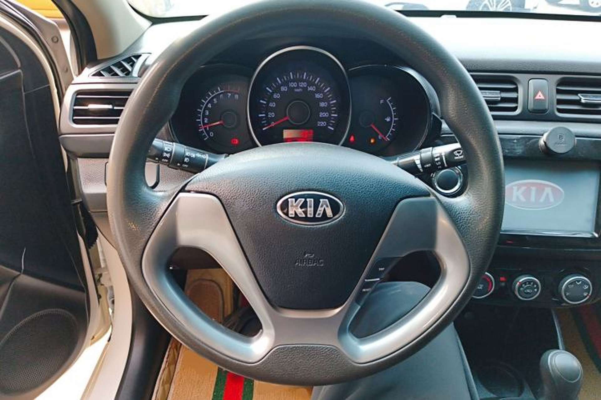 Used Kia K2 2015 Sedan 1.4L Automatic GLS Steering Wheel