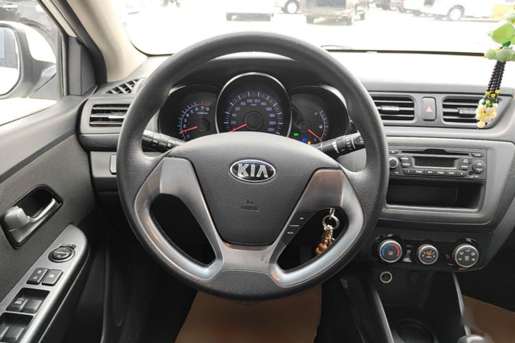 Used Kia K2 2015 Sedan 1.4L MT GLS Steering Wheel