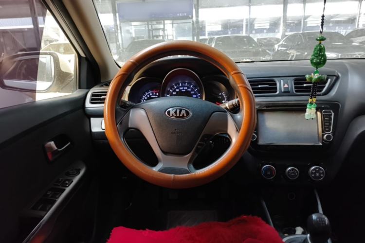 Used Kia K2 2015 Sedan 1.4L MT GLS Steering Wheel
