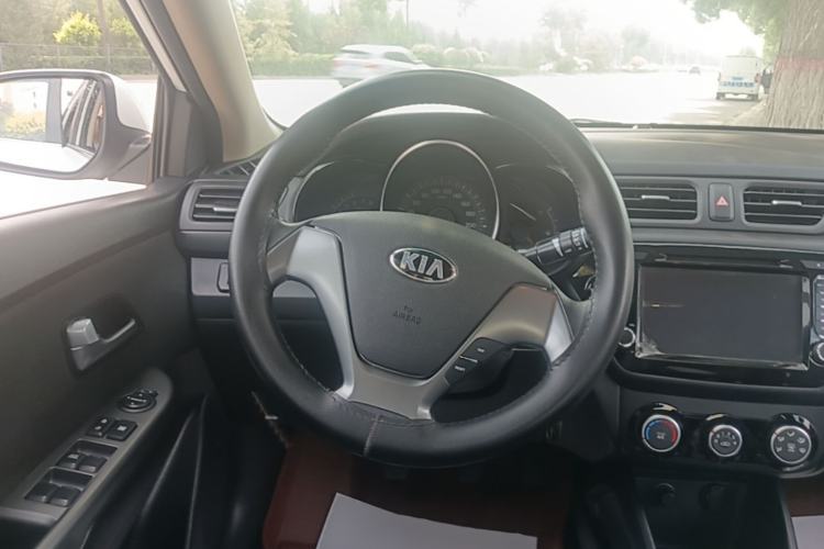 Used Kia K2 2015 Sedan 1.4L MT GLS Steering Wheel